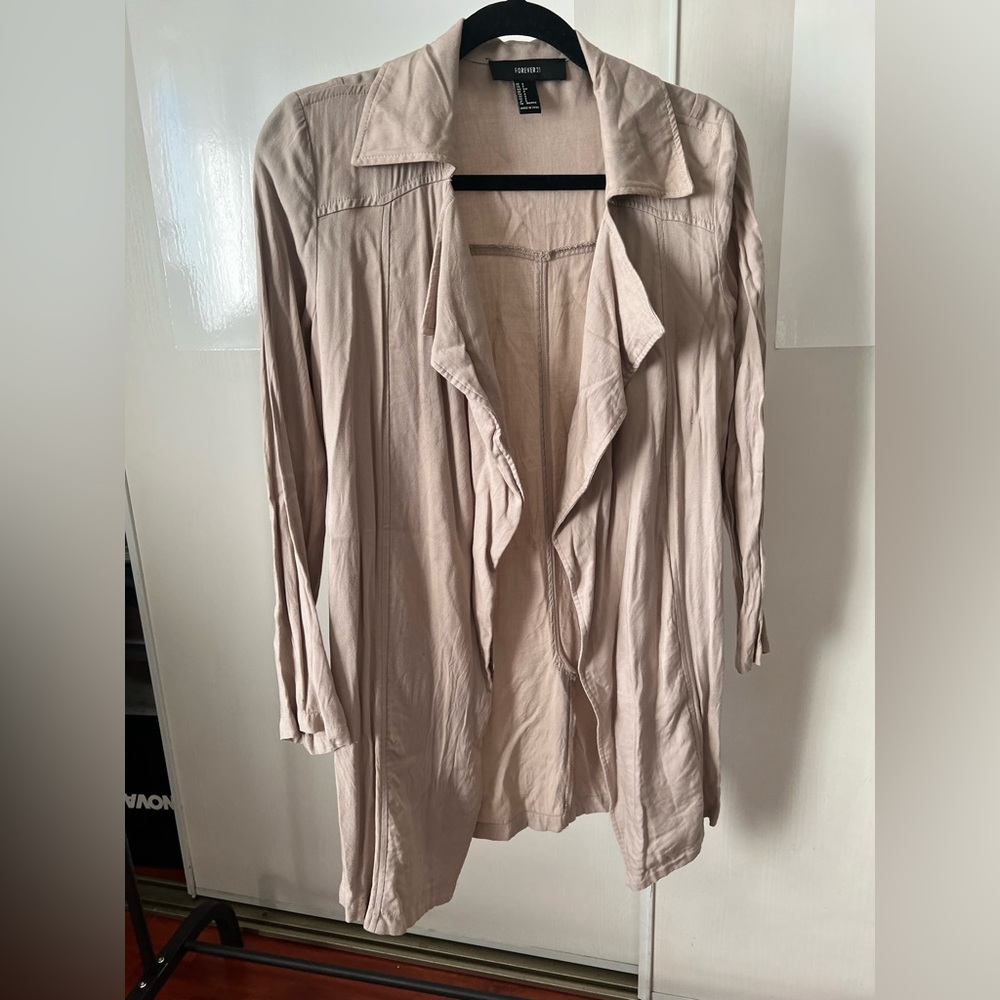 Lightweight long coat